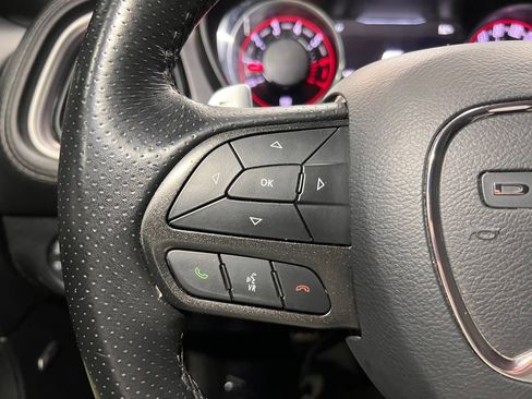 Used 2022 Dodge Challenger R/T Scat Pack RWD image 10