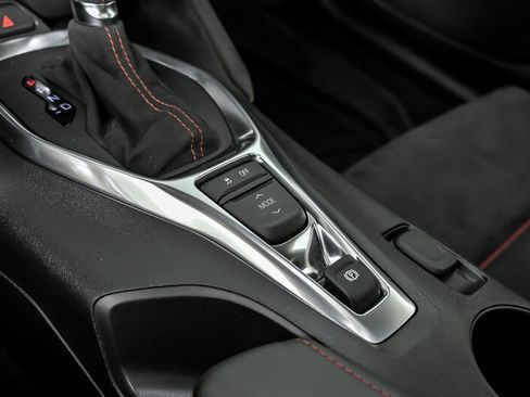Used 2018 Chevrolet Camaro ZL1 image 35