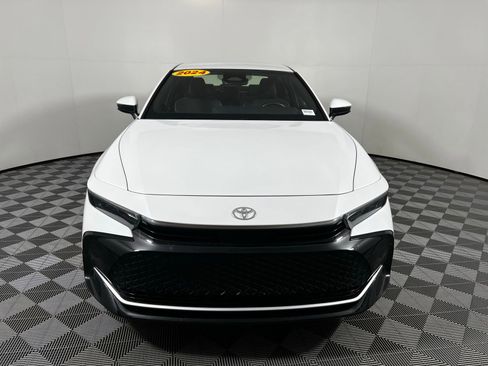 Used 2024 Toyota Crown XLE image 2