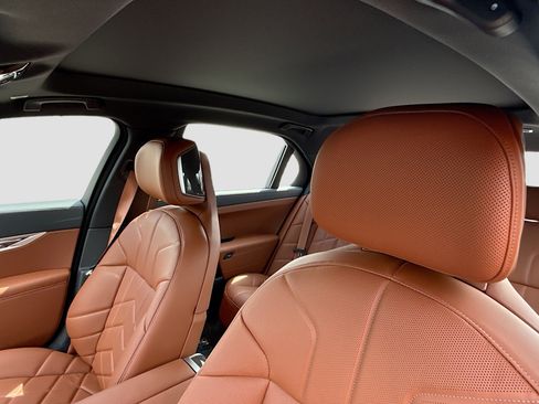 New 2026 BMW 750e xDrive AWD/4WD image 26