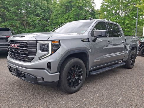 Used 2024 GMC Sierra 1500 Elevation AWD/4WD image 3