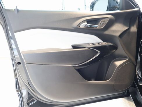 New 2026 Chevrolet Trax LT w/ LT Convenience Package image 11