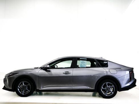 Used 2025 Kia K4 FWD image 5