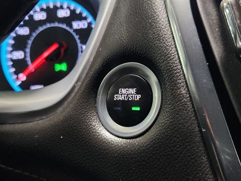 Used 2021 Chevrolet Traverse LS w/ LPO, Floor Liner Package FWD image 33