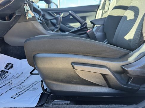 Used 2019 Subaru Impreza 2.0i image 11