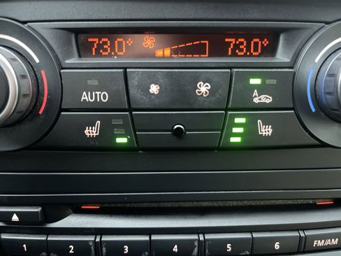 Used 2012 BMW 128i Convertible image 19