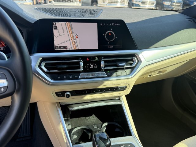 Used 2020 BMW 330i Sedan w/ Premium Package RWD image 18