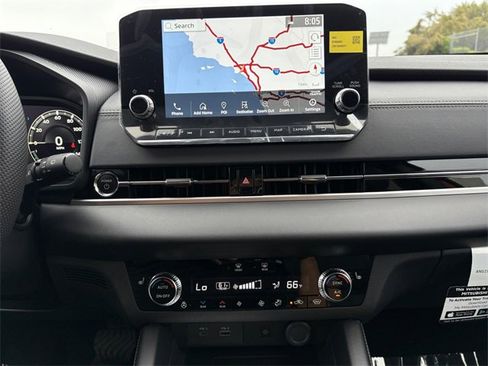 New 2025 Mitsubishi Outlander SEL image 19
