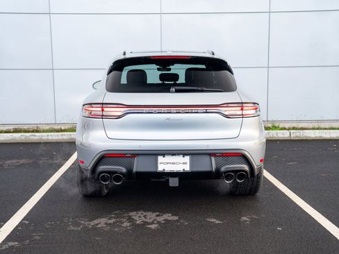 New 2026 Porsche Macan image 7