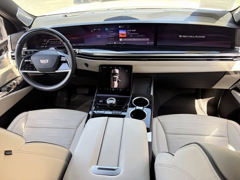 Certified 2025 Cadillac Escalade Sport w/ Touring Package AWD/4WD image 14