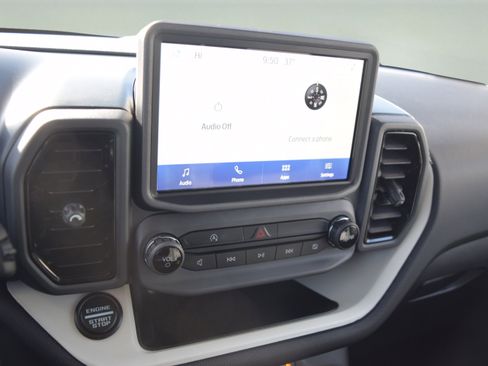 Used 2024 Ford Bronco Sport Heritage w/ Heritage Convenience Package image 13