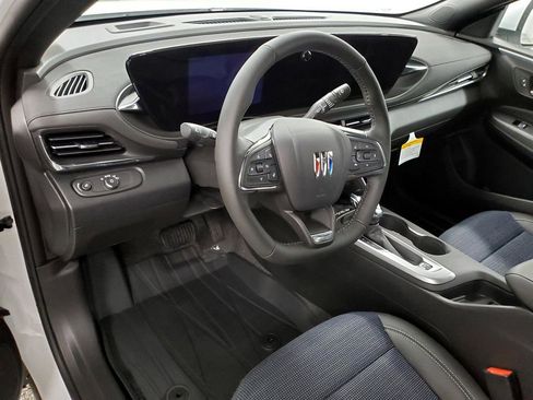 New 2025 Buick Envista Preferred w/ Convenience I Package image 10