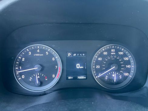 Used 2018 Hyundai Tucson SE image 28