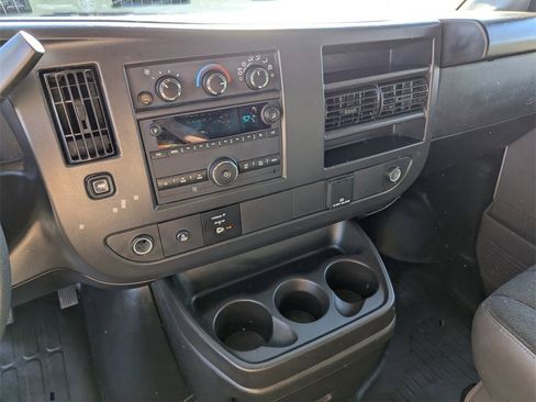 Used 2024 GMC Savana 2500 w/ Driver Convenience Package image 19