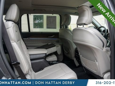 Used 2021 Jeep Grand Cherokee L Summit w/ Advanced Protech Group IV AWD/4WD image 24