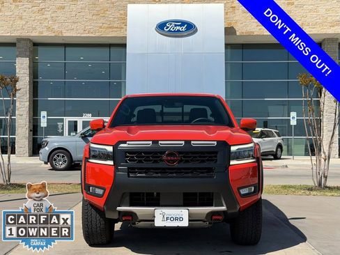 Used 2025 Nissan Frontier PRO-4X w/ Pro Premium Package image 2