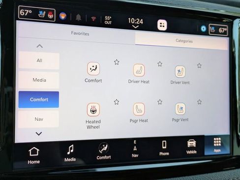 Used 2024 Chrysler Pacifica Pinnacle w/ Trailer Tow Group image 33