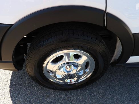 Used 2021 Ford Transit 250 Low Roof AWD image 17