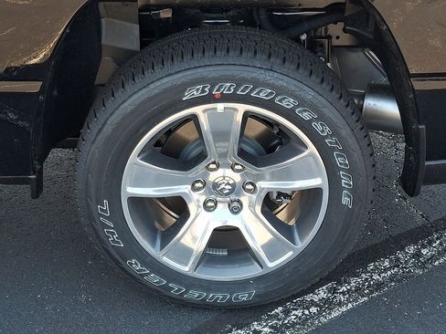 New 2026 RAM 1500 Express AWD/4WD image 5