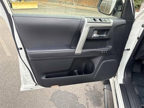 Used 2023 Toyota 4Runner Limited image 13