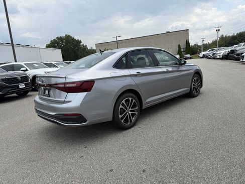 New 2025 Volkswagen Jetta Sport image 3