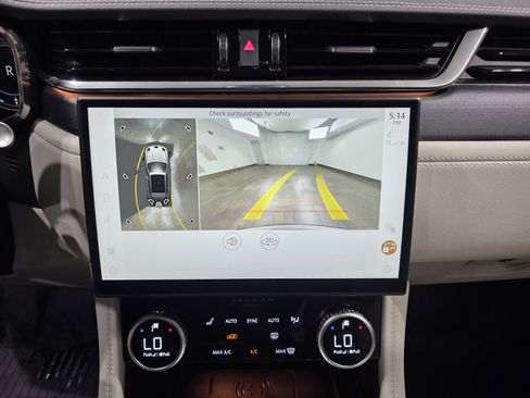 New 2026 Jaguar F-PACE R-Dynamic S image 17