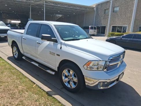 Used 2018 RAM 1500 Lone Star RWD image 1