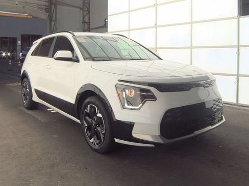 Certified 2026 Kia Seltos LX AWD/4WD image 7