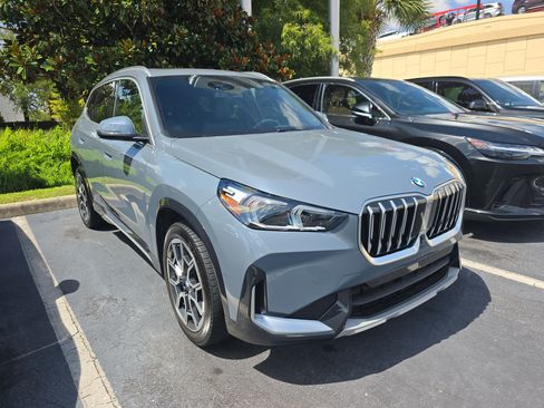 Used 2025 BMW X1 xDrive28i AWD/4WD image 1