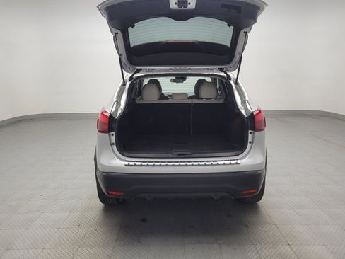 Used 2019 Nissan Rogue Sport SV w/ Technology Package image 29