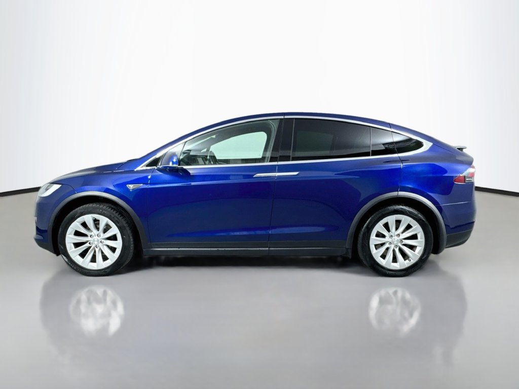 Used 2016 Tesla Model X 90D AWD/4WD image 10
