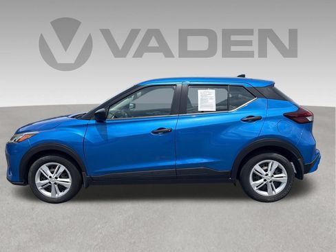 Used 2024 Nissan Kicks S FWD image 16