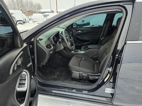 Used 2022 Chevrolet Malibu LS image 5
