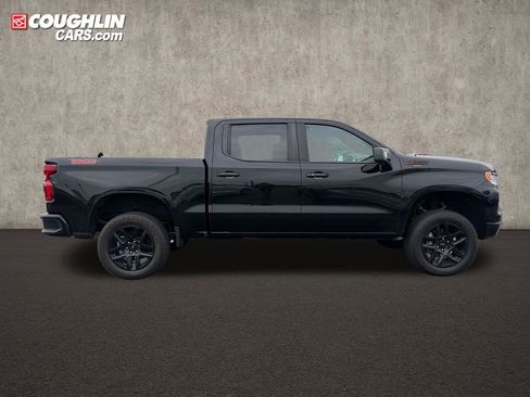Used 2024 Chevrolet Silverado 1500 LT Trail Boss w/ LT Trail Boss Premium Package AWD/4WD image 7