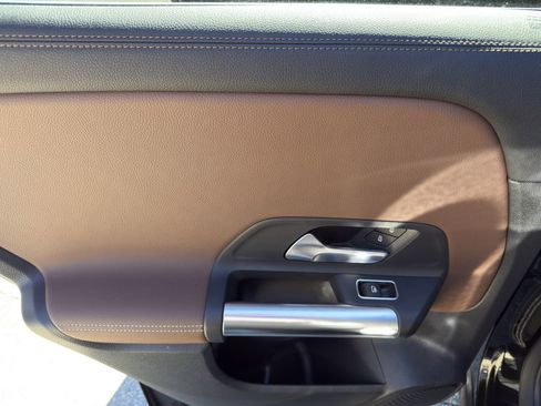 Used 2022 Mercedes-Benz GLA 250 4MATIC image 34