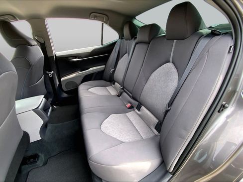 Used 2023 Toyota Camry LE FWD image 20