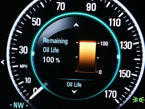 Used 2019 Buick Envision Premium w/ Driver Confidence Package image 46