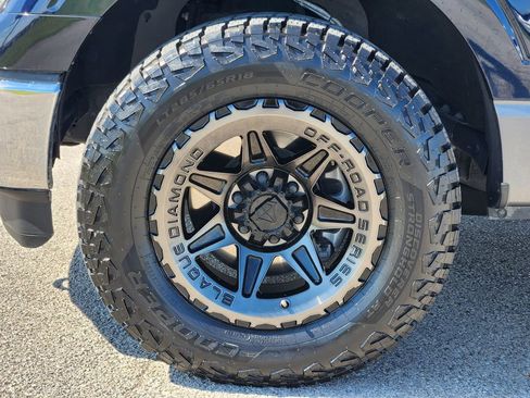 Used 2022 Ford F150 XLT w/ Equipment Group 302A High AWD/4WD image 10