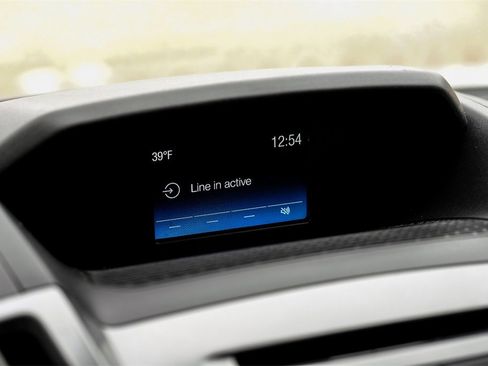 Used 2019 Ford Transit 350 XLT image 27