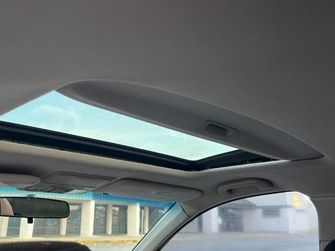 Used 2009 Honda Accord EX image 9