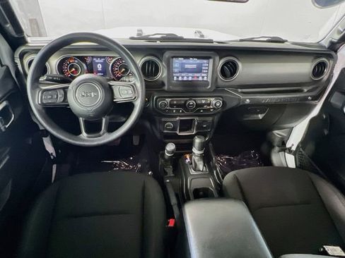 Used 2023 Jeep Wrangler Unlimited Sport AWD/4WD image 27