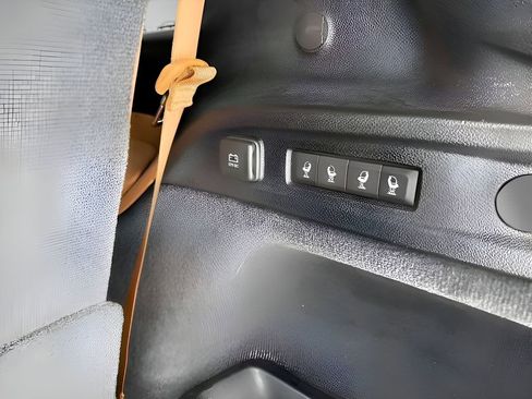 Used 2022 Jeep Grand Cherokee L Summit w/ Advanced Protech Group IV image 22