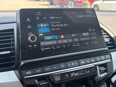 Used 2025 Honda Odyssey Touring image 5