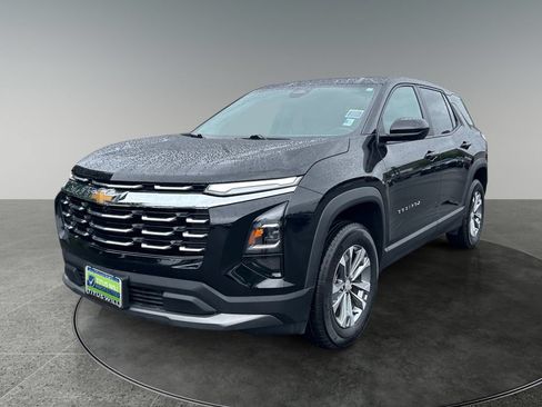 Used 2025 Chevrolet Equinox LT AWD/4WD image 3