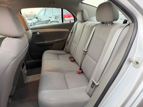 Used 2011 Chevrolet Malibu LS image 8