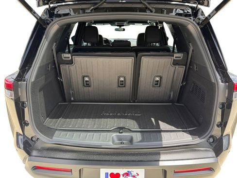 New 2026 Nissan Pathfinder Rock Creek AWD/4WD image 18