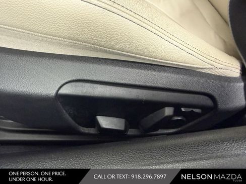 Used 2019 BMW Z4 sDrive30i w/ Executive Package RWD image 18