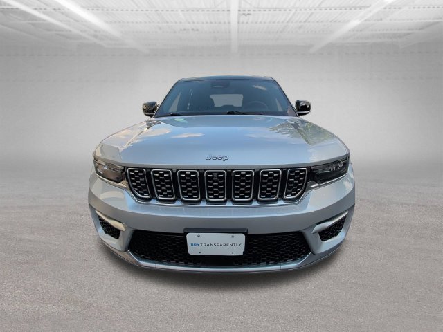 Used 2023 Jeep Grand Cherokee Summit w/ Luxury Tech Group V AWD/4WD image 8