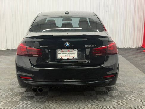 Used 2017 BMW 330i xDrive Sedan AWD/4WD image 7