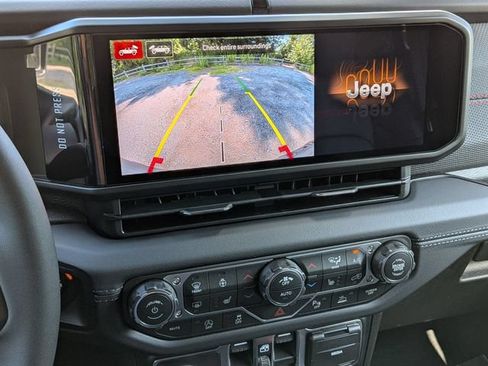 New 2026 Jeep Wrangler Unlimited Rubicon AWD/4WD image 23